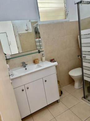 3rooms-very central located